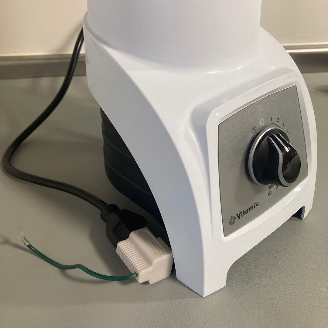 Vitamix バイタミックス　VMO182 ミキサー　ブレンダー