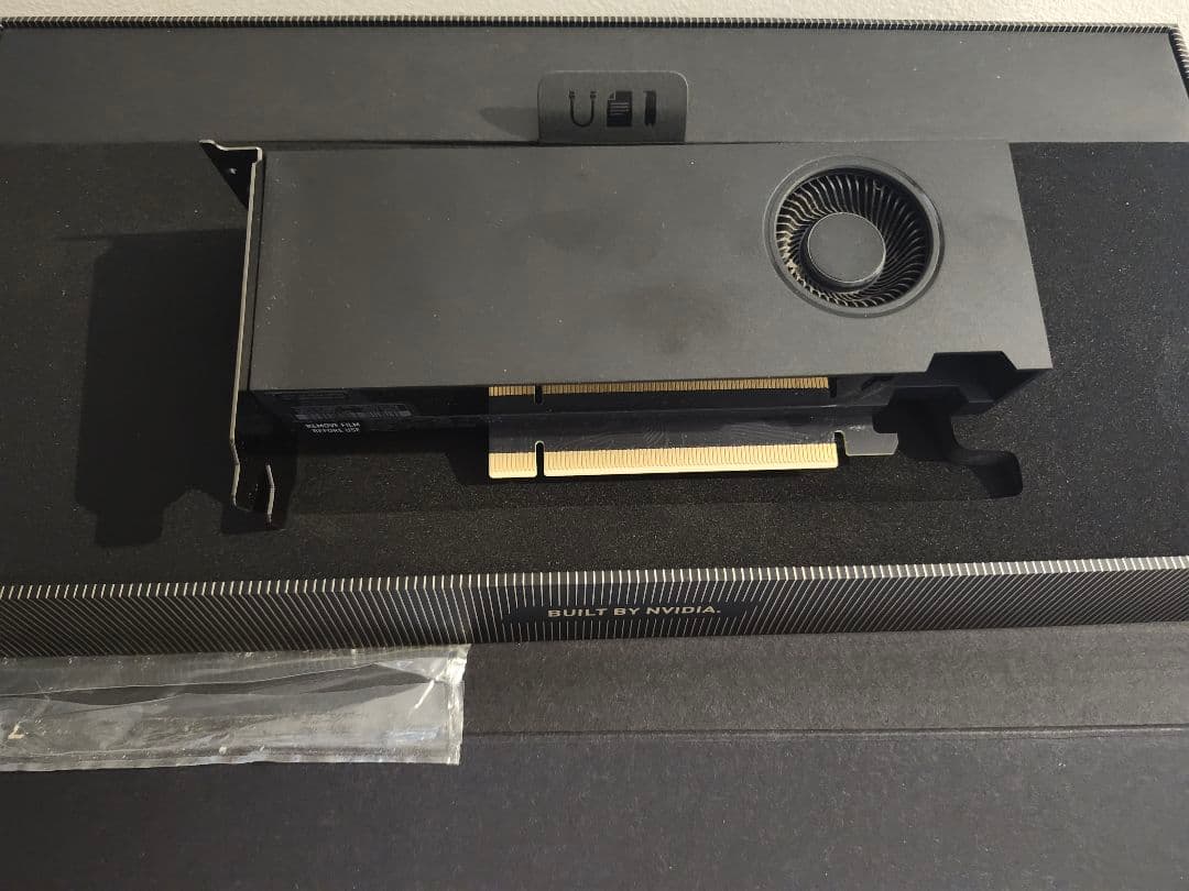 グラフィックボード・グラボ・ビデオカード NVIDIA RTX A2000 RTX A2000/6GB(GDDR6)