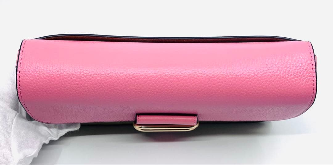 【新品・未使用】COACH シグネチャー ピンク フラップ ショルダーバッグ