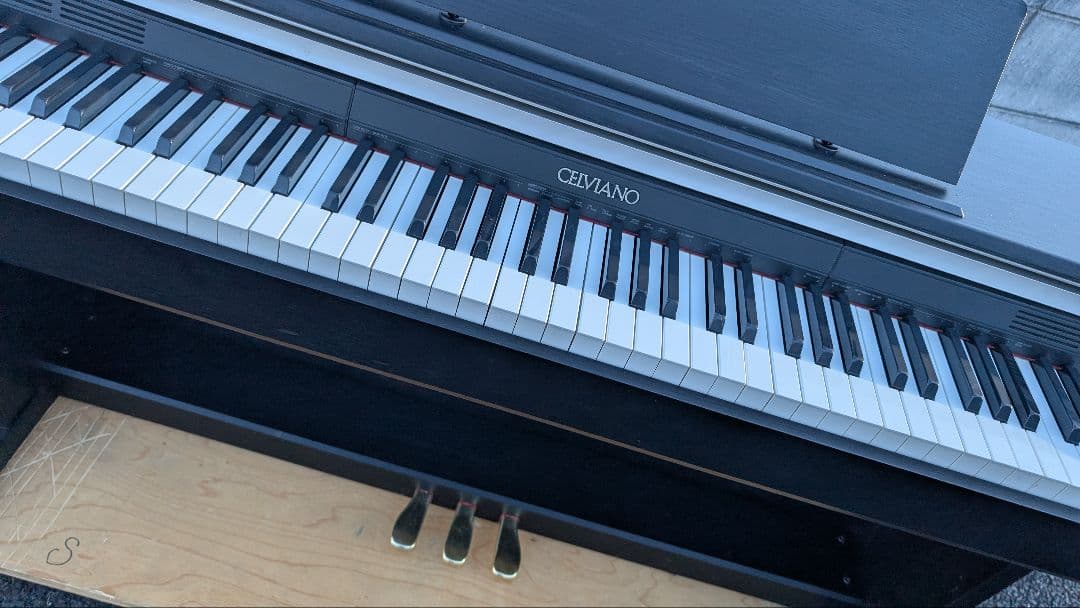 送料込み CASIO 電子ピアノ AP-220 10年製 美品