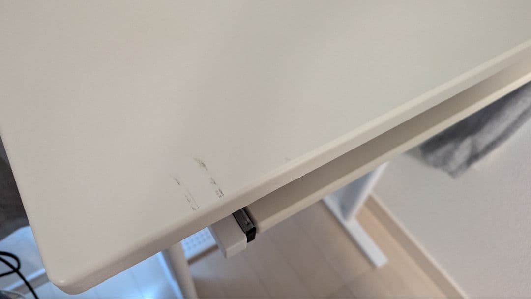 バウヒュッテ 昇降式ホワイトデスク 幅約80cm