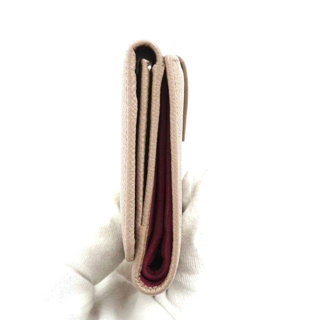 ✨未使用展示品✨　BVLGARI ミディアムウォレット　ロゴマニア　クラシコ