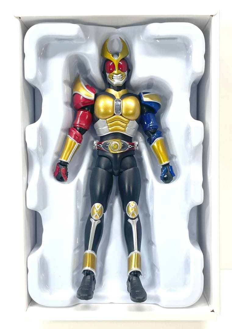 S.H.Figuarts仮面ライダーアギト トリニティフォーム (真骨彫製法)