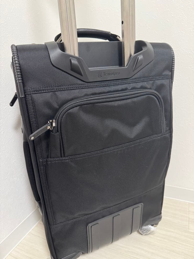 Travelpro FlightCrew5 キャリーケース 新品未使用