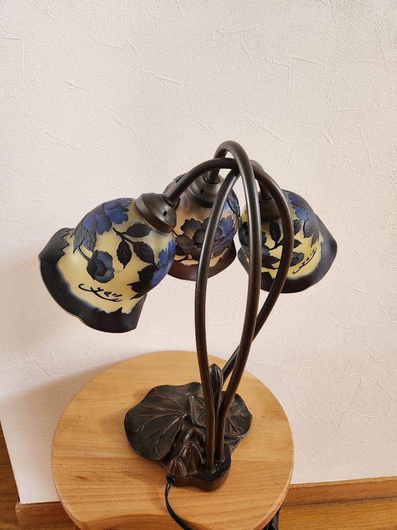 ●期間限定価格3月16日★エミールガレ風★アンティーク調 ガラス テーブルランプ