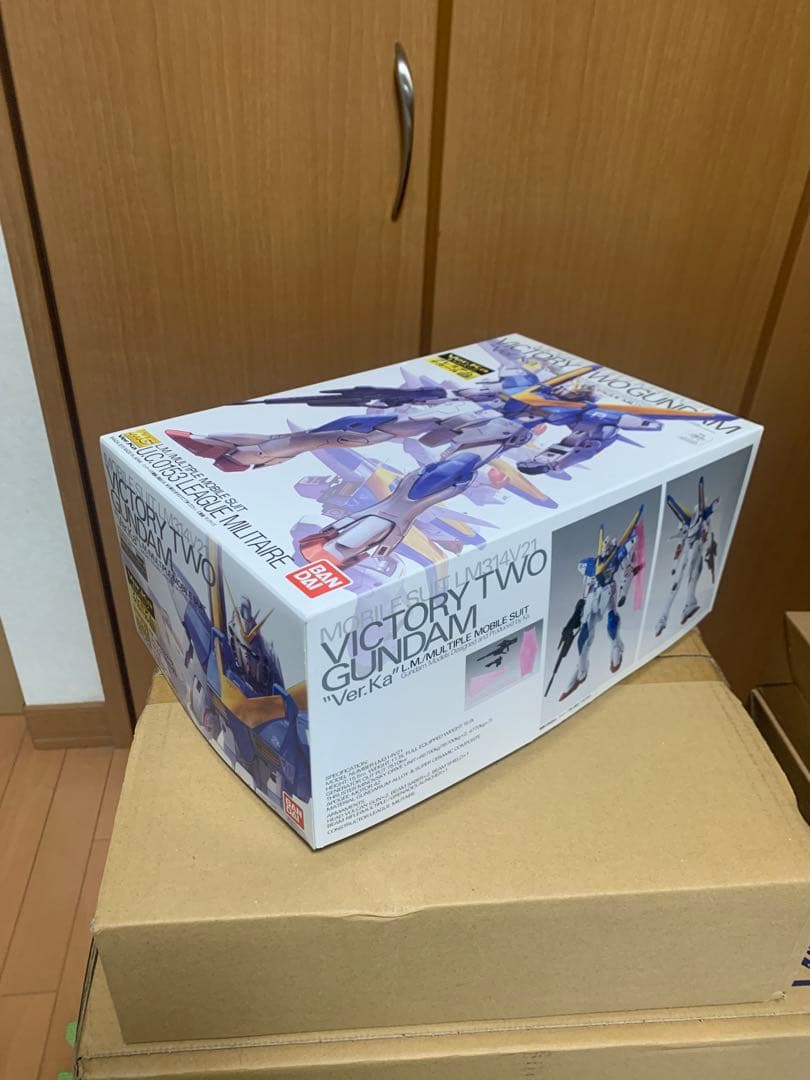 MG V2ガンダム Ver.Ka プレミアムデカール付