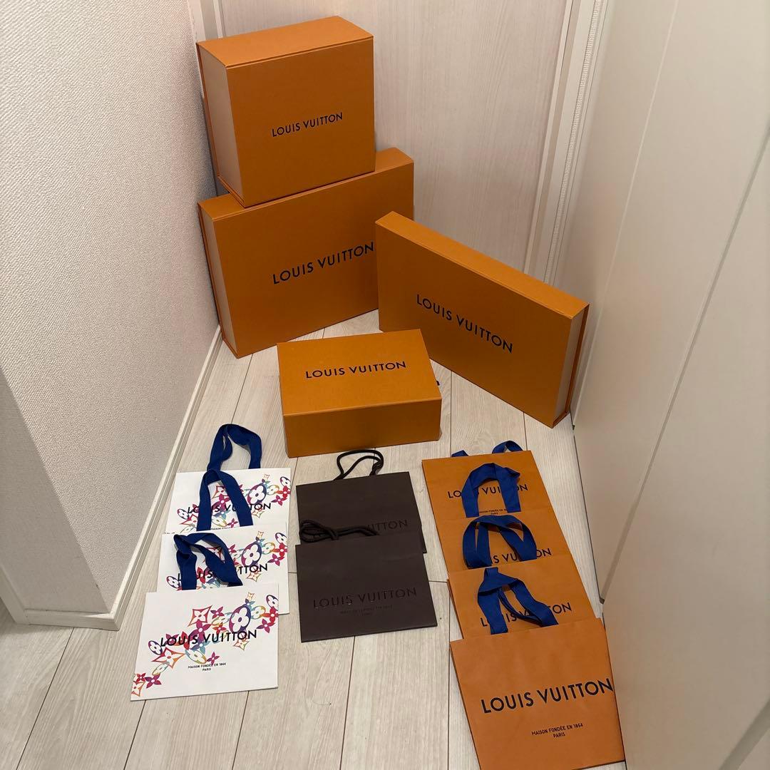 LOUIS VUITTON ギフトボックス他、まとめて！