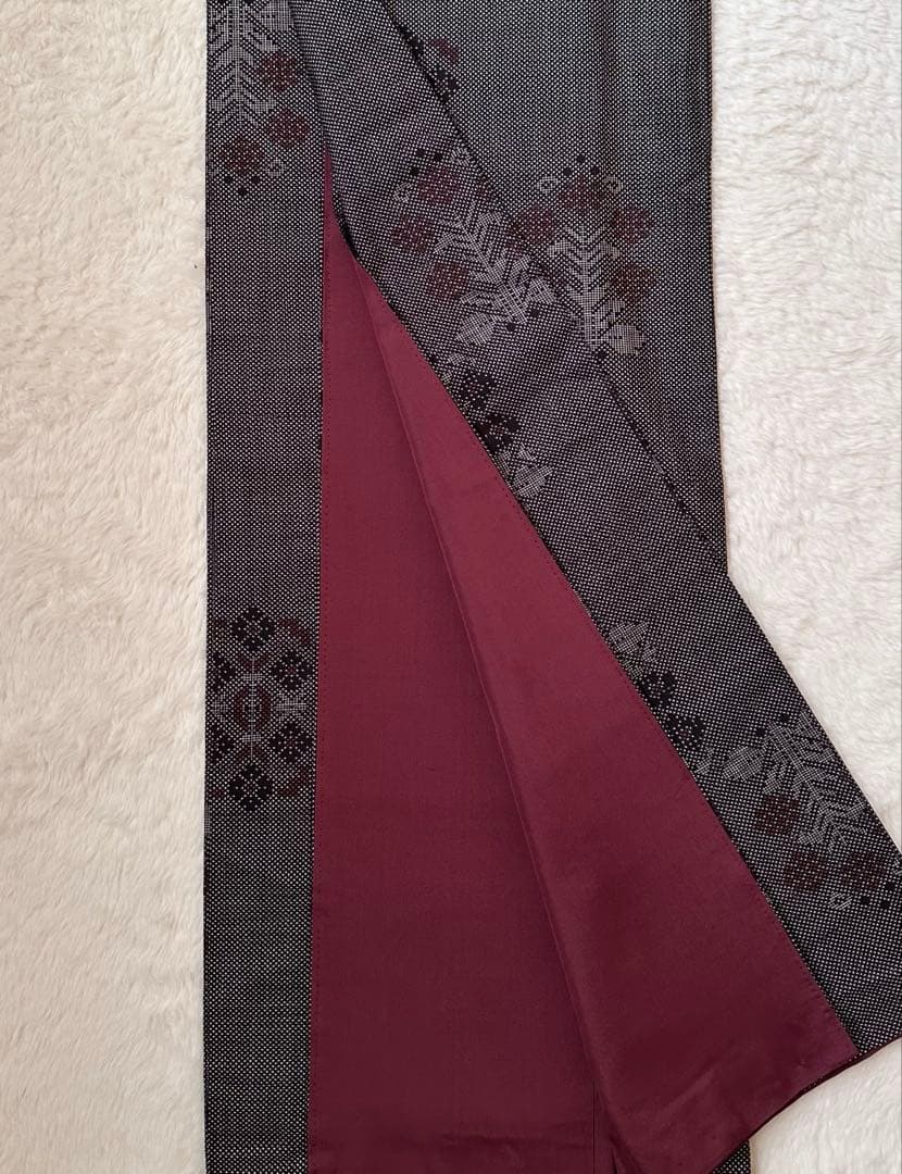 おしゃれな　本場大島紬　7マルキ　正絹