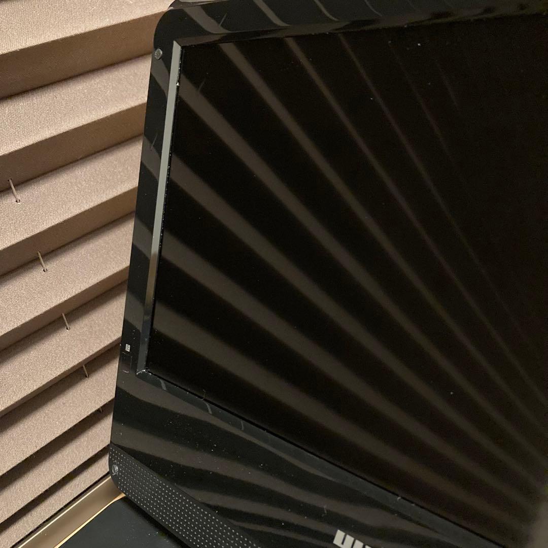 Wizz 10.1インチ ポータブルDVDプレーヤー DB-PW1055X