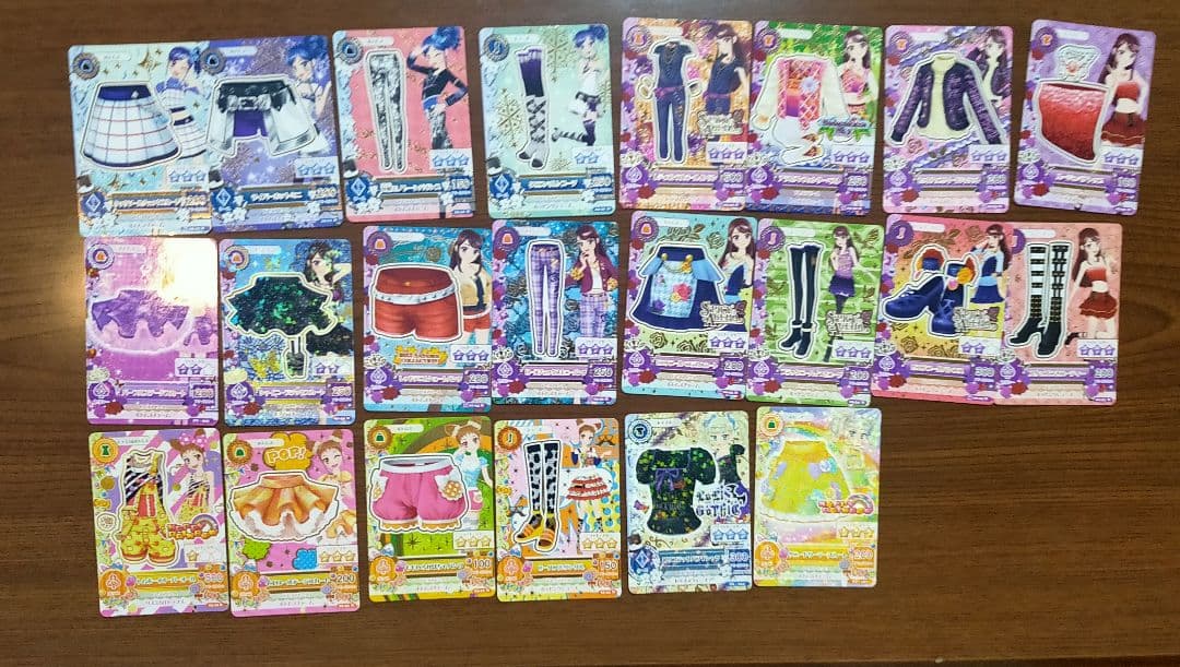アイカツカード ノーマル(1枚200円5枚～)