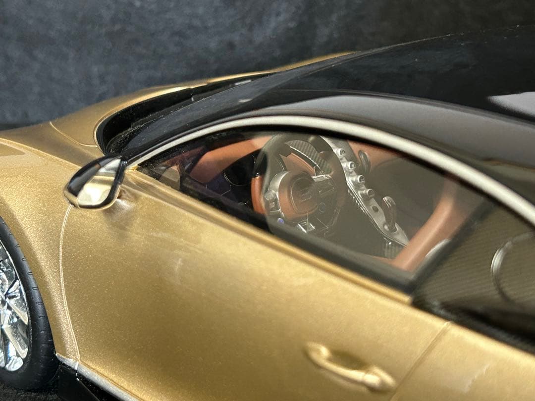 【超希少！ 限定300台】京商 1/12 ブガッティ シロン 送料無料