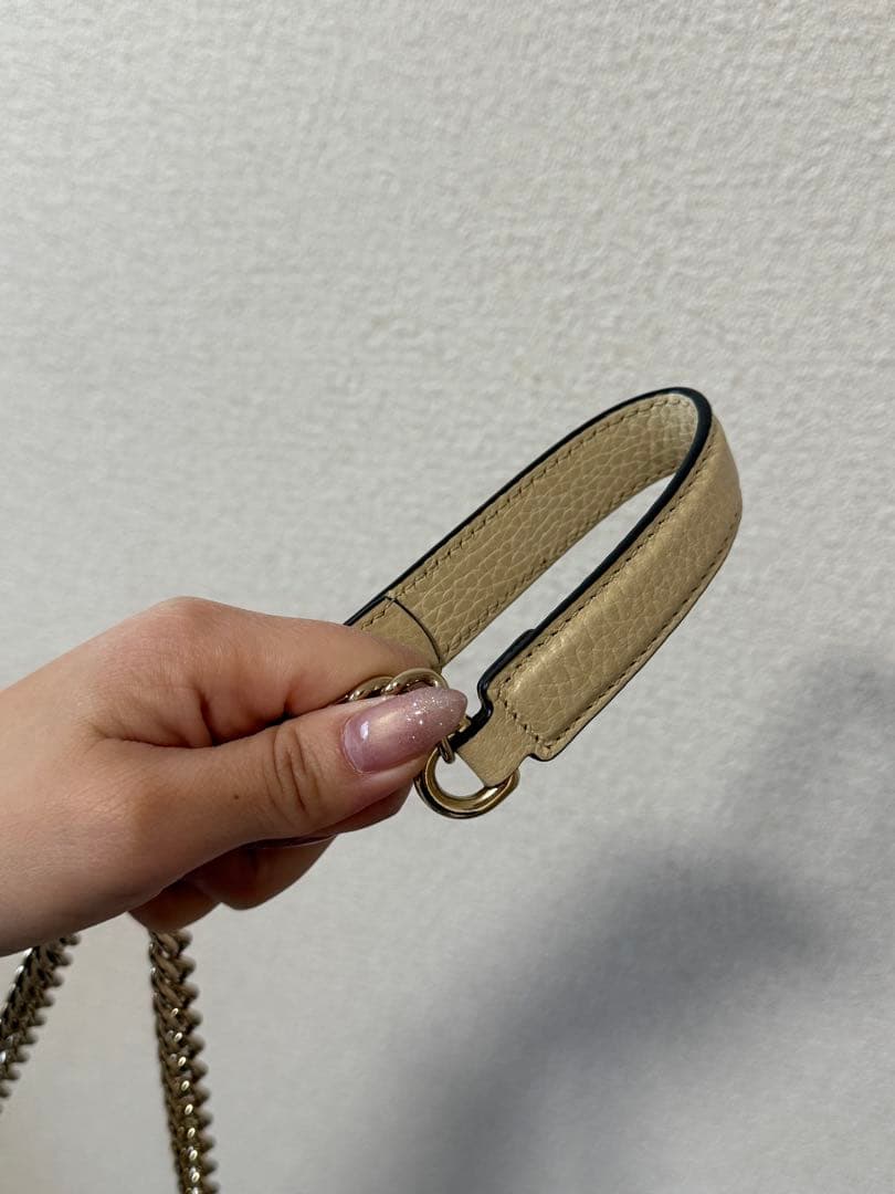 GUCCI アイボリー ショルダーバッグ