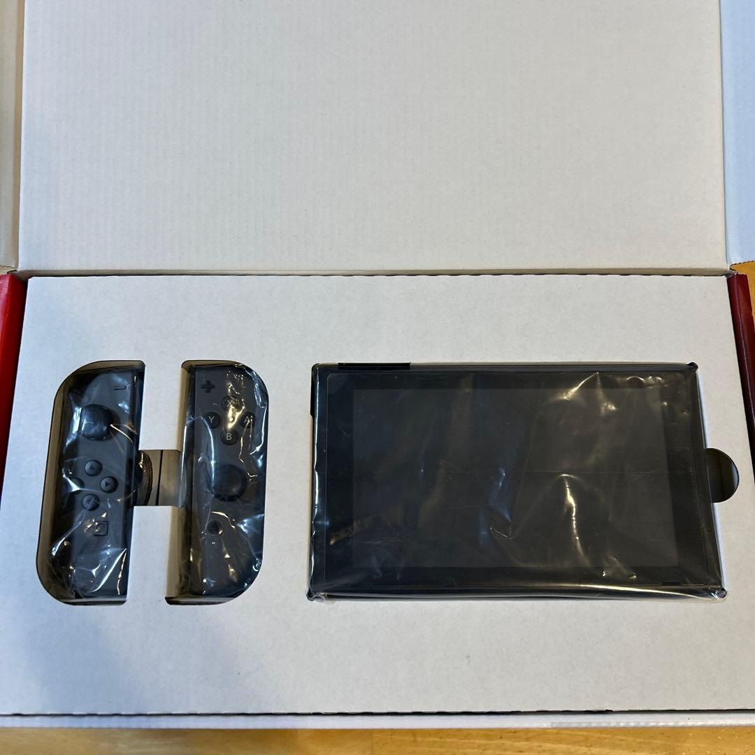 【美品】 Nintendo Switch 本体　グレー