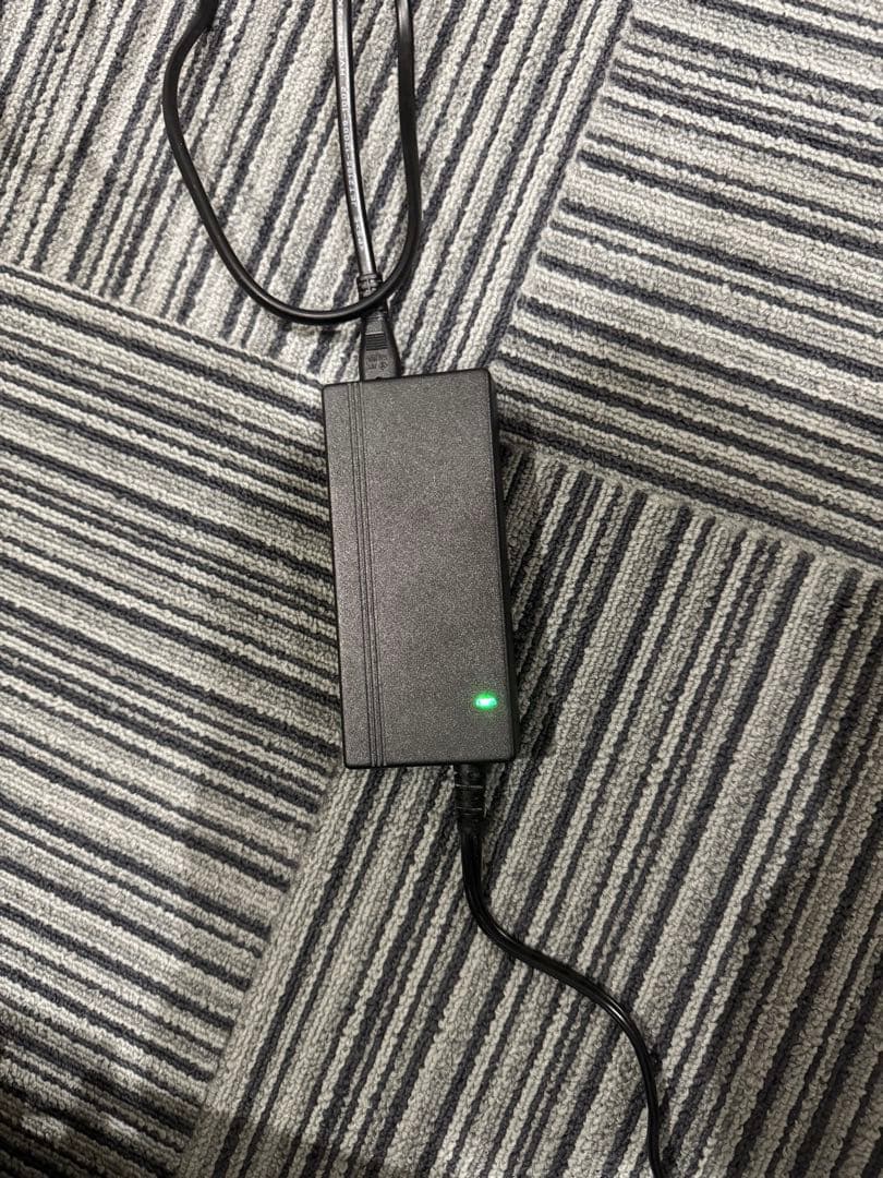 マキタ充電式保冷温庫CW001G