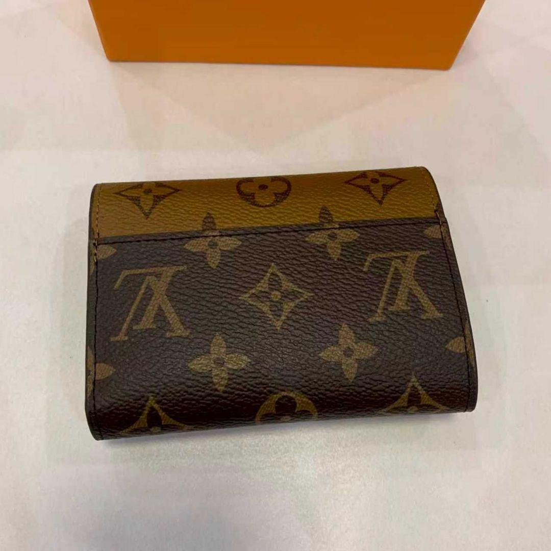 【箱つき極美品】 三つ折り財布