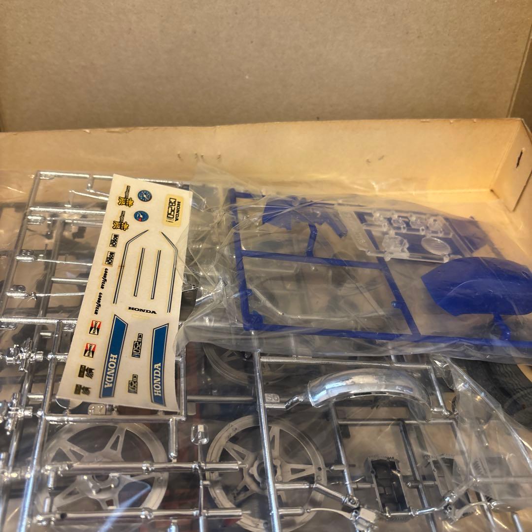 HONDA CB250N 1/12 プラスチックモデルキット