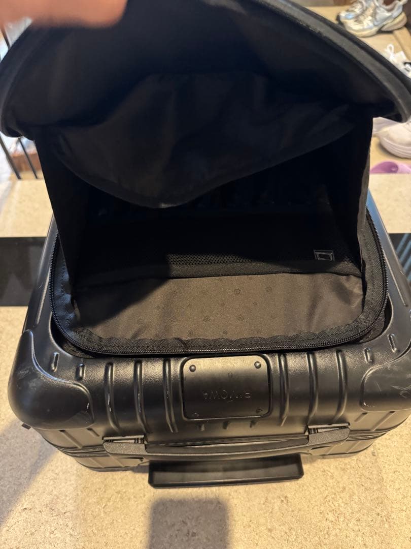 訳あり RIMOWA Essential Sleeve キャビンプラス ポケ破損