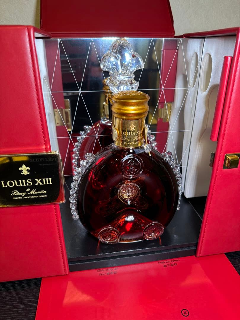 【超美品】シリアルナンバ一致　LOUIS XIII ブランデー クリスタルボトル