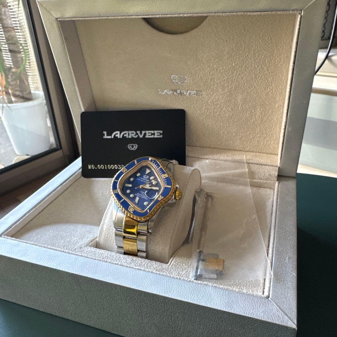 laarvee 時計 青×金