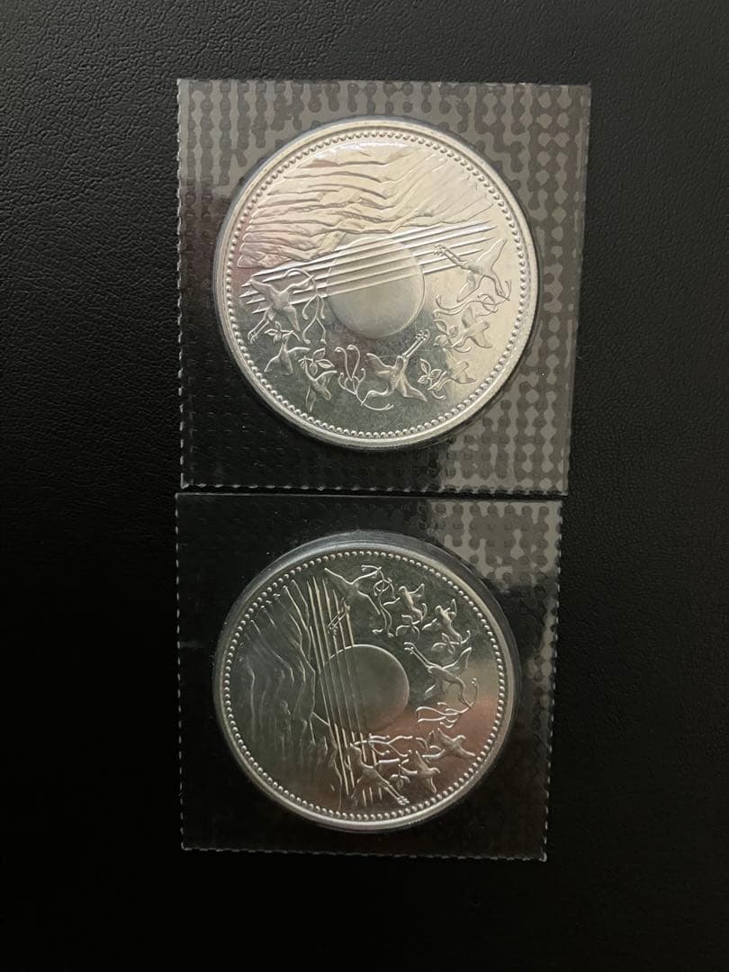 銀製 花弁と波のデザイン