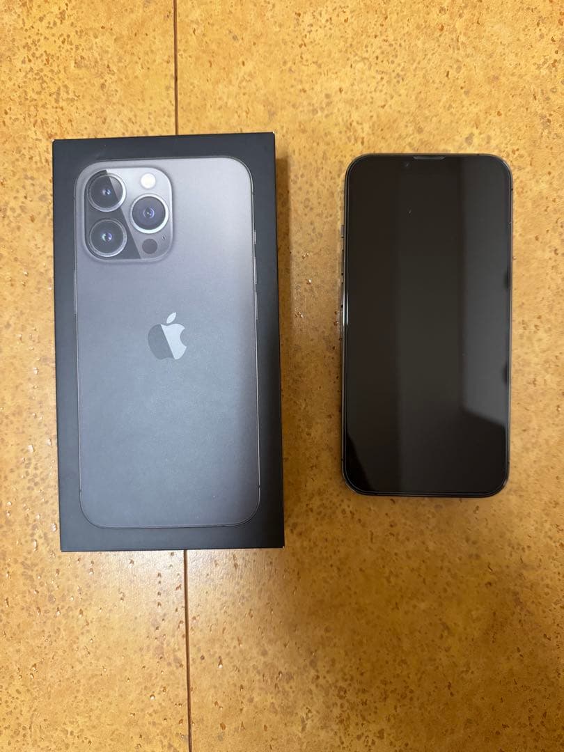 極美品 iPhone13Pro 1Tb
