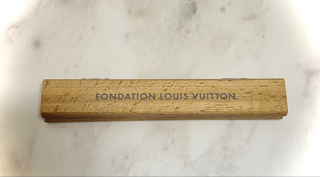 【美品】Louis Vuitton 木製ボールペン ケース付き