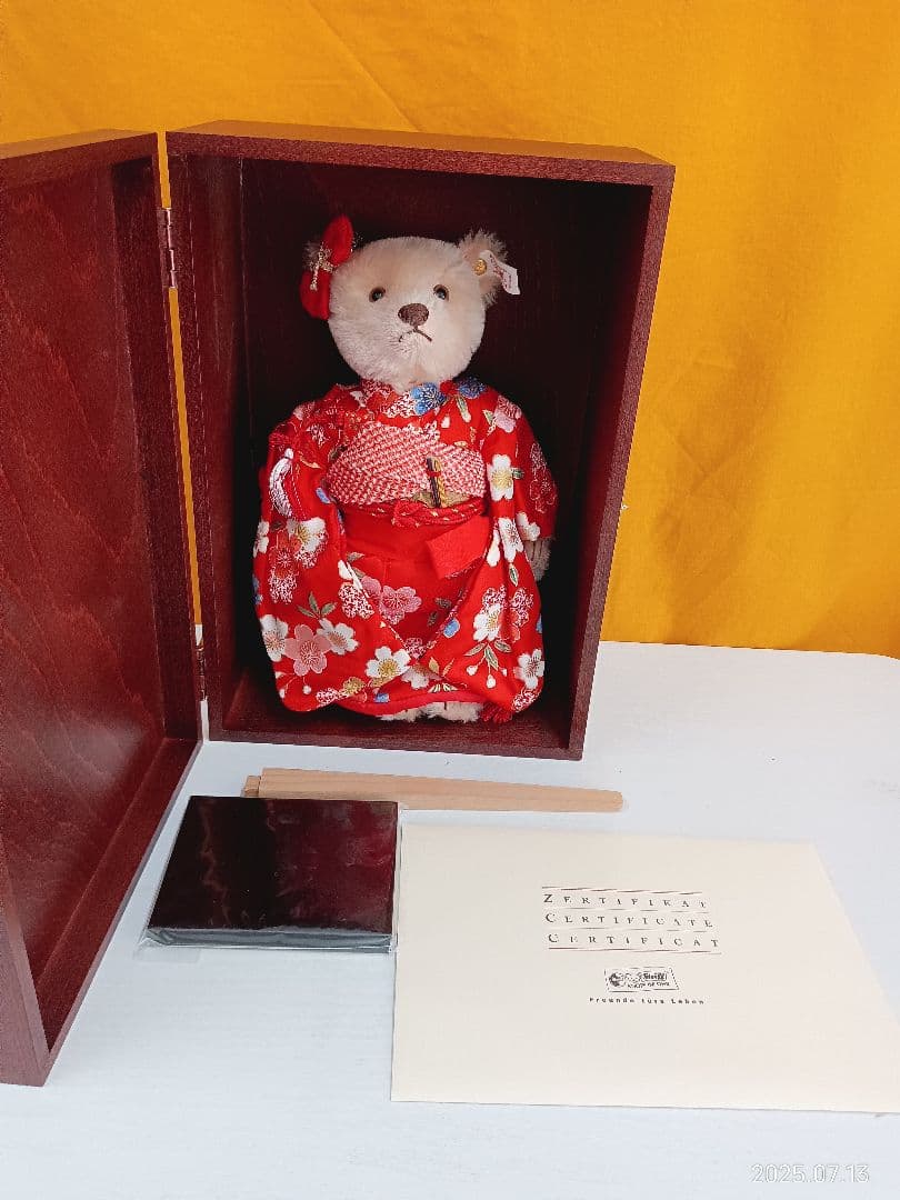 値下げsteiff シュタイフ 初姫 限定2000体 着物木箱、保証書付属品完備