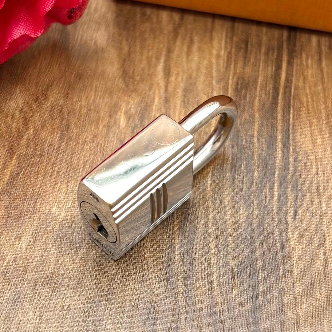 ⛄極美品⛄エルメス カデナ パドロック南京錠 鍵 no.107 シルバー#584