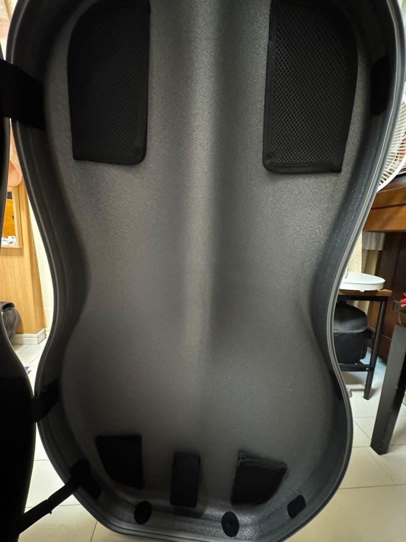 未使用・超軽量3.3kg Carbon Mac チェロケース カーボン製 4/4