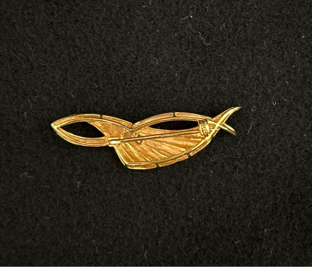 20金　デザインブローチ　美品