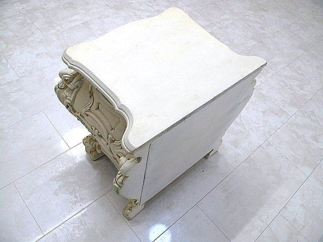 イタリア製 ロココ様式コンソール 彫刻装飾 サイドチェスト　サイドテーブル