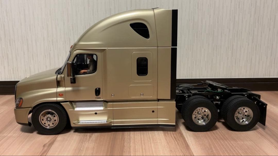 希少品 カスケイディアエボリューション タミヤ トレーラー 完成品ほか