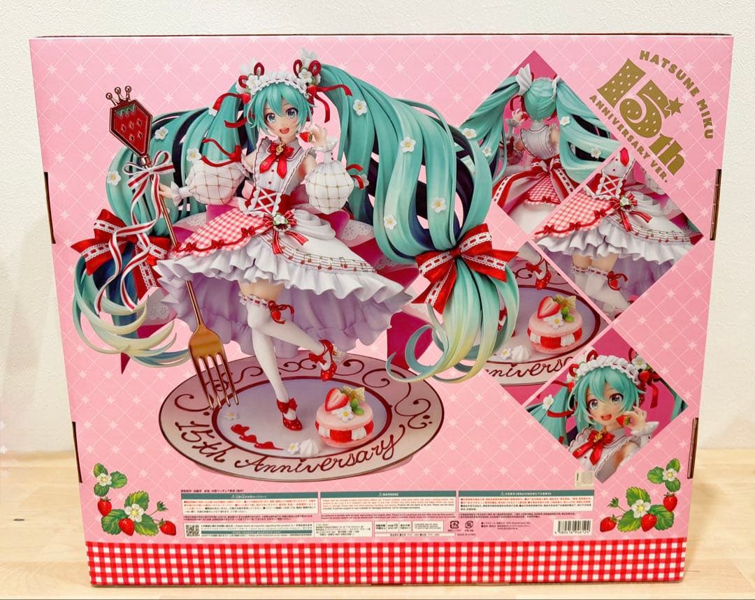 初音ミク 15th Anniversary Ver. 1/7 フィギュア