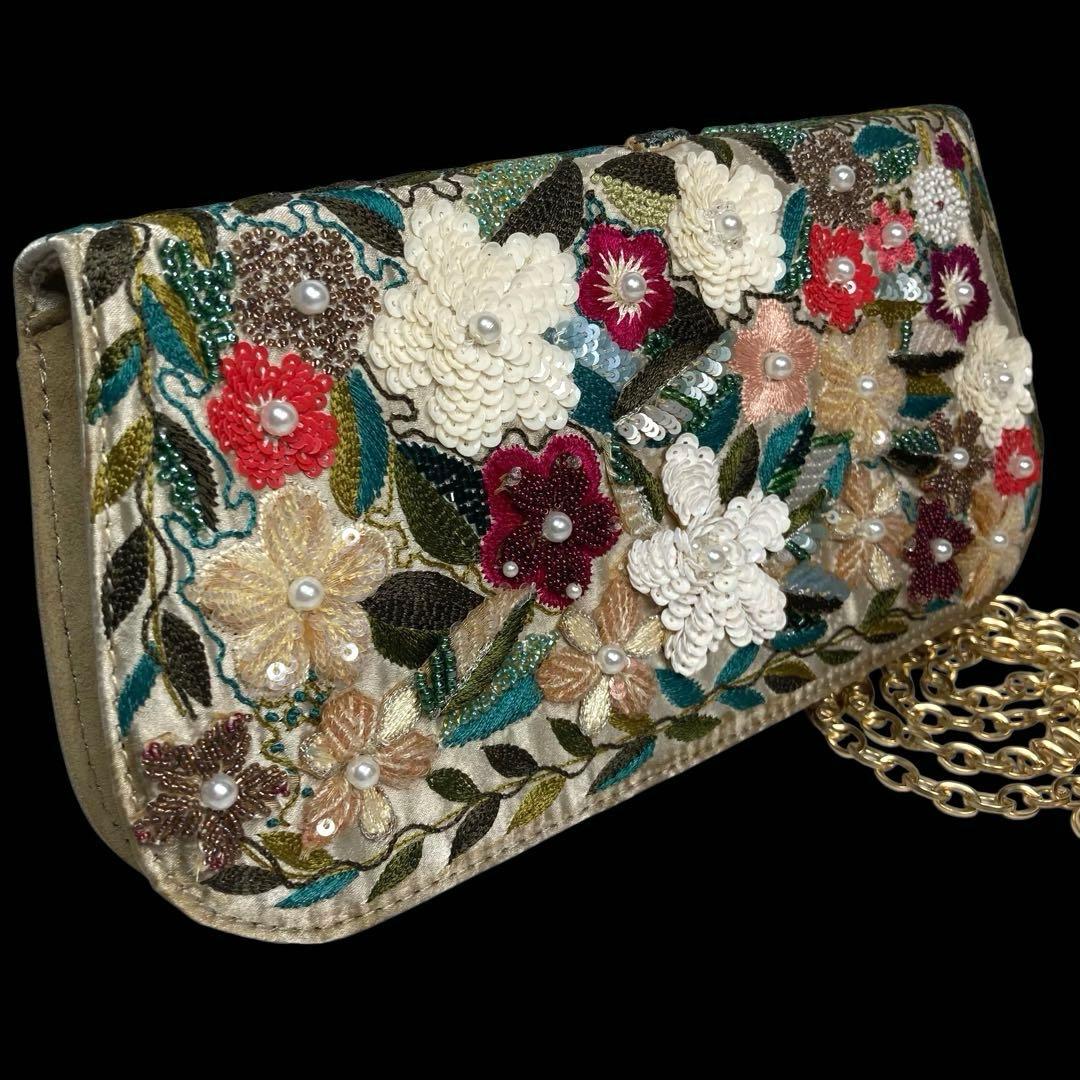 グレースコンチネンタル 2wayショルダーバッグ 花 ビーズ 刺繍 スパンコール