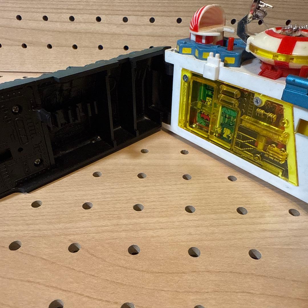 ポピニカ　UFOロボグレンダイザーか基地　宇宙開発研究所