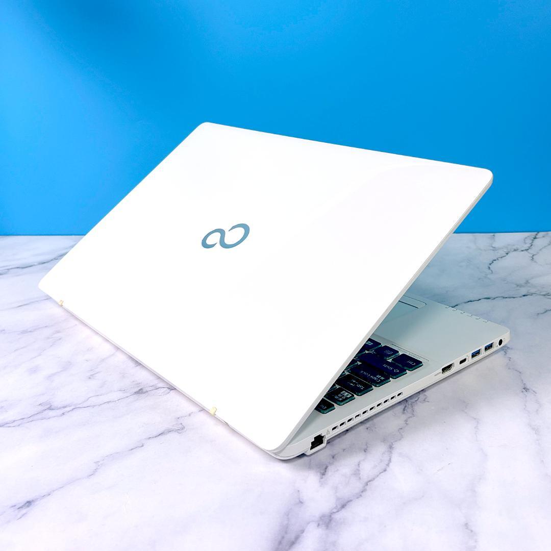 美品☆Corei7・8GB・SSD512・バックライトキーボード・ノートパソコン