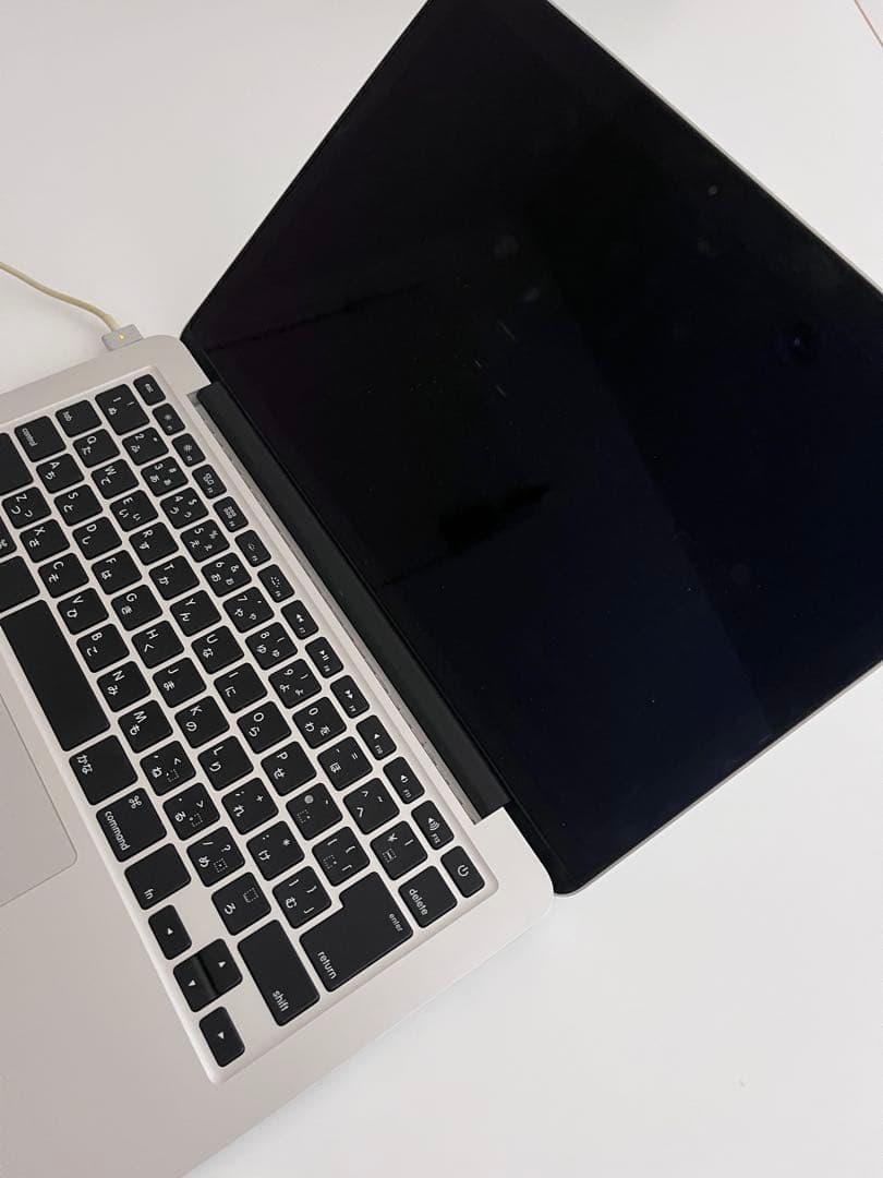【限定値下!12/25まで】Apple MacBook Pro 13インチ
