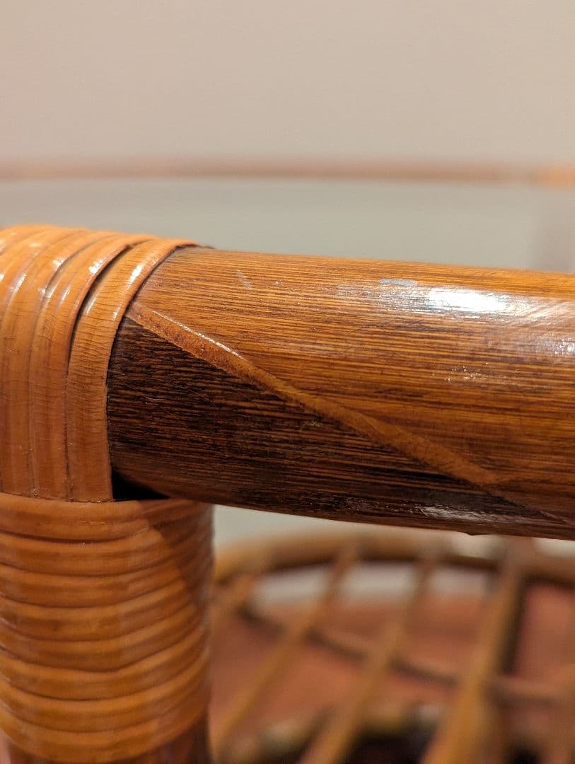 籐のガラステーブル　ラタンガラステーブル　丸テーブル　センターテーブル　丸　円型