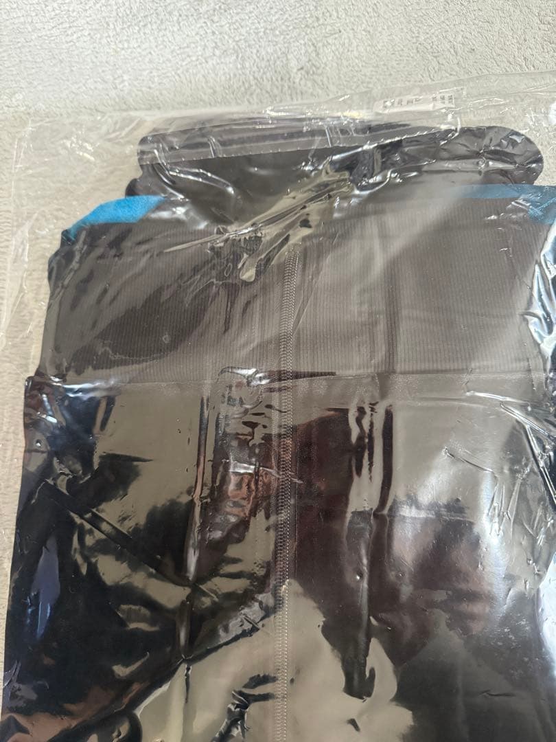 Ado ファッショナブル「よだか」」トラックジャケット 小（M) 新品未開封