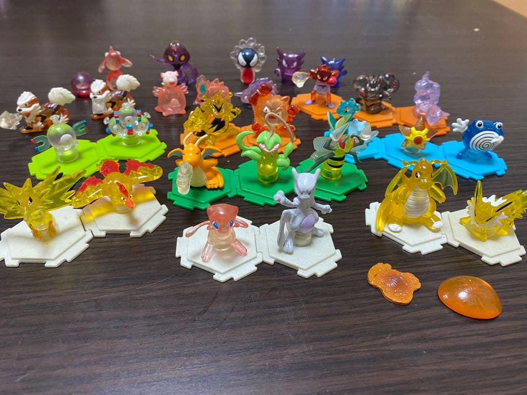 ポケモンフィギュア101体 初代 バンダイ ガチャガチャ