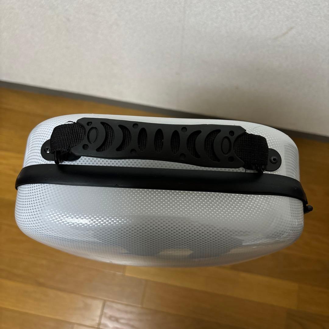 バイオリンケース　カーボンファイバー