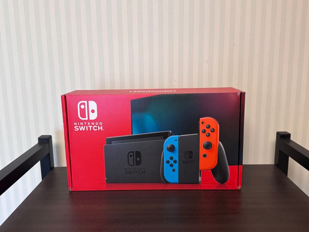 Nintendo Switch 本体 青とオレンジのJoy-Con