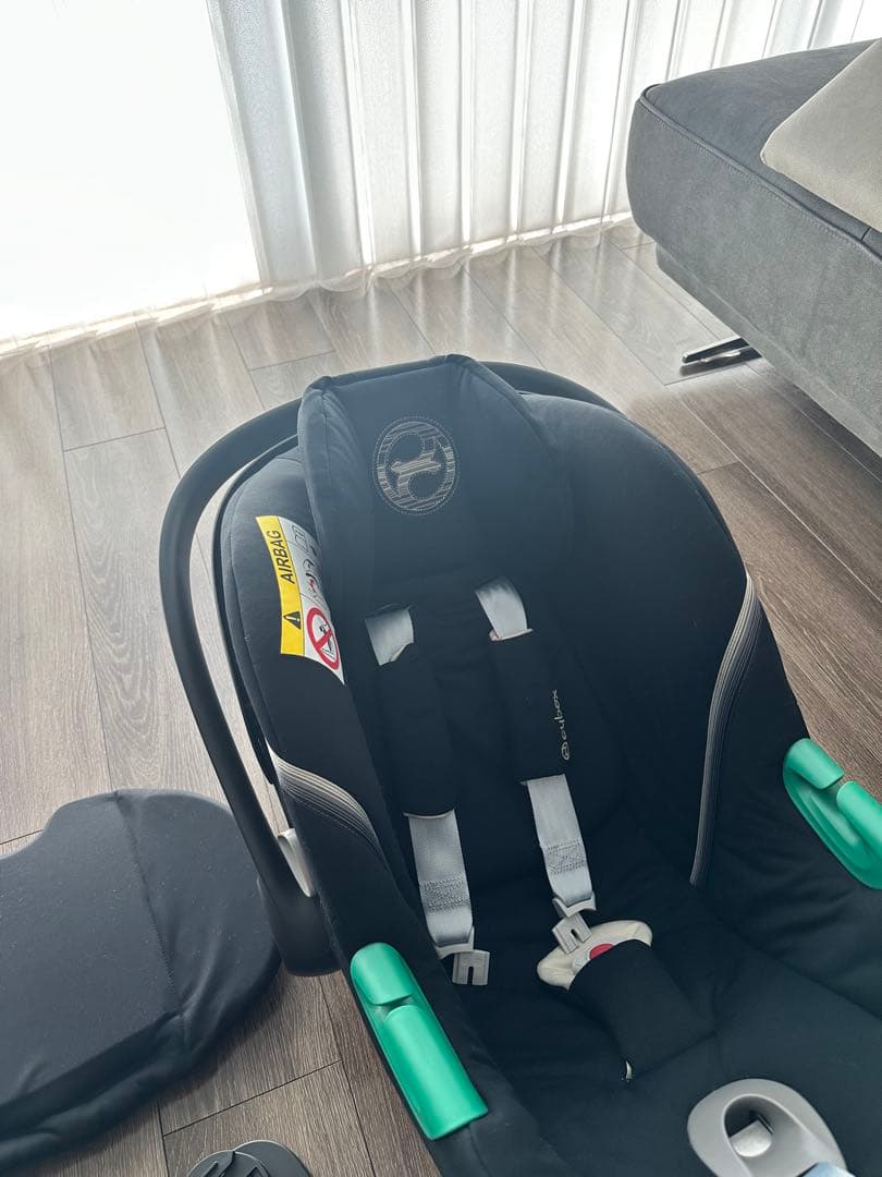 セール！美品cybex エイトン S2 i-size + ベースワン セット