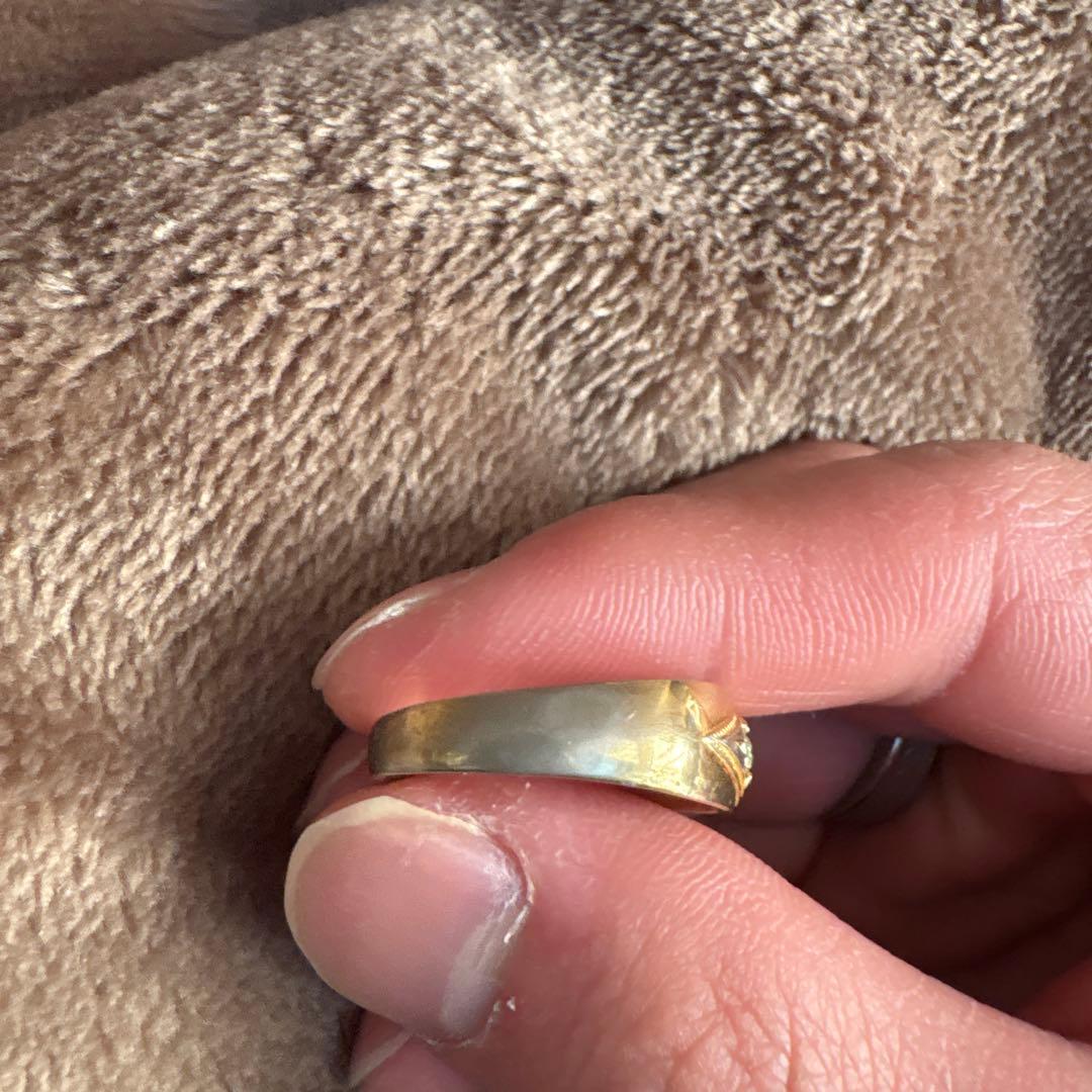 刻印あり　リング　金　直径2センチ