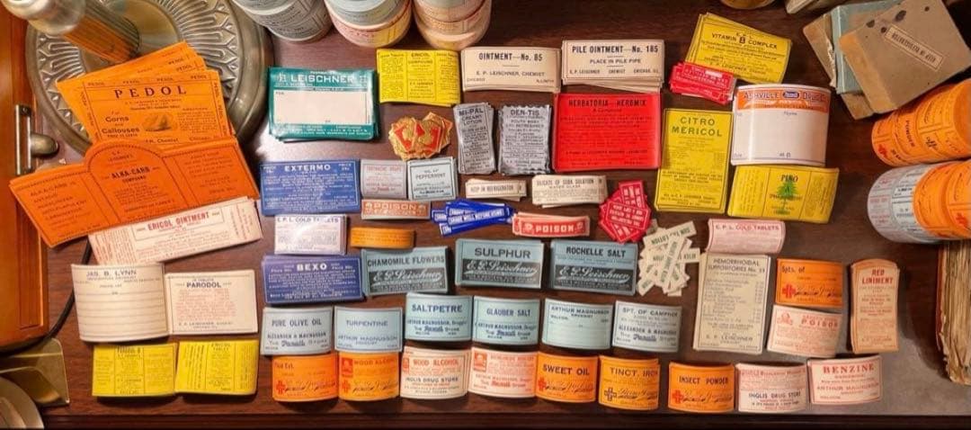 海外　ファーマシーラベル　55種各一枚計55枚　➕薬袋一枚　ヴィンテージ　ラベル