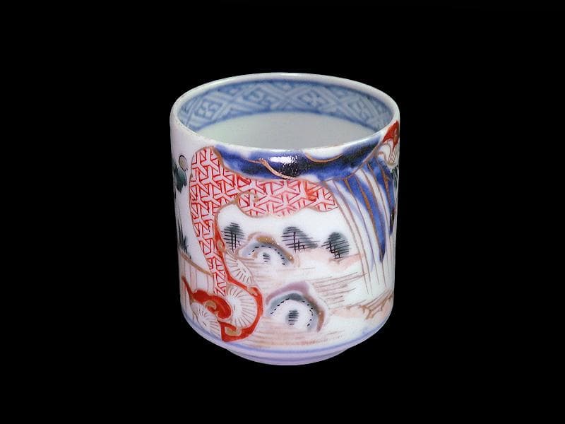 古伊万里　毘沙門亀甲紋に楼閣山水の図　猪口 のぞき　C371AS-fbua