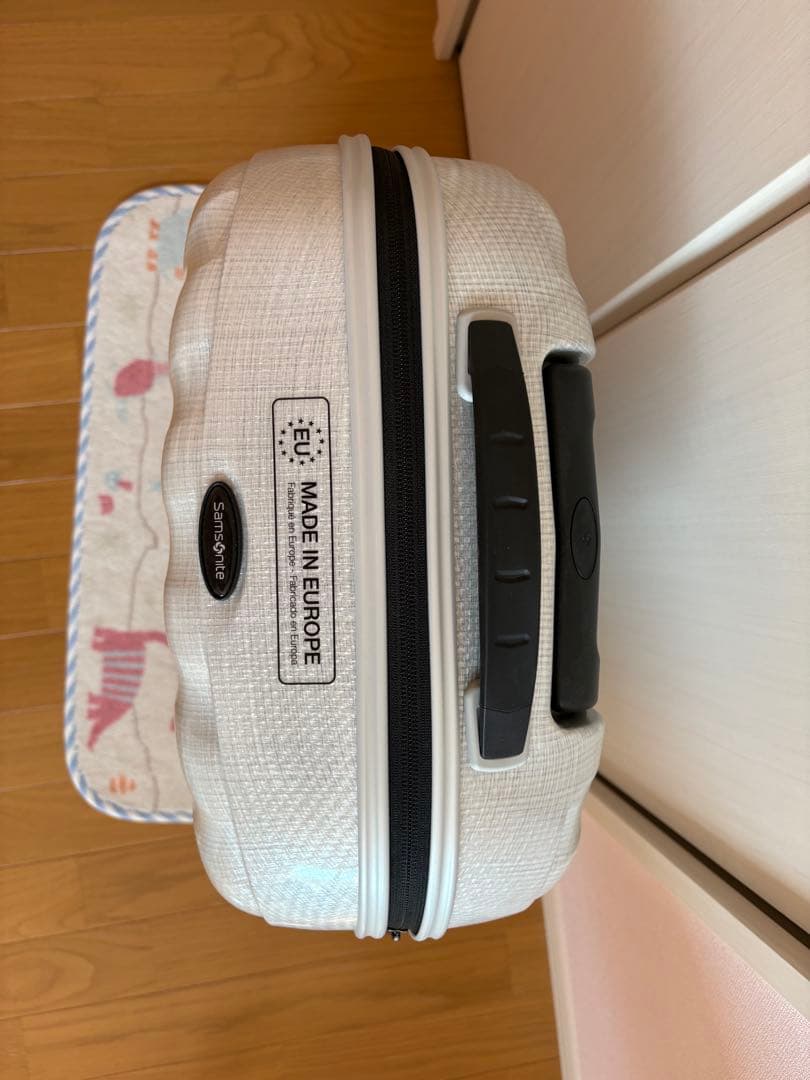 サムソナイト シーライト スピナー 55 美品　ホワイト