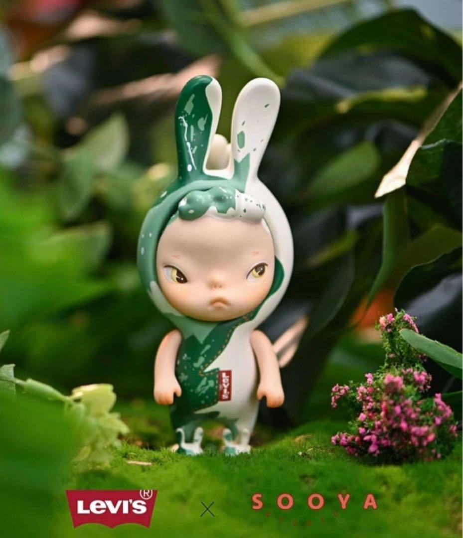 SooyaStudio x Levi’s Ban フィギュア