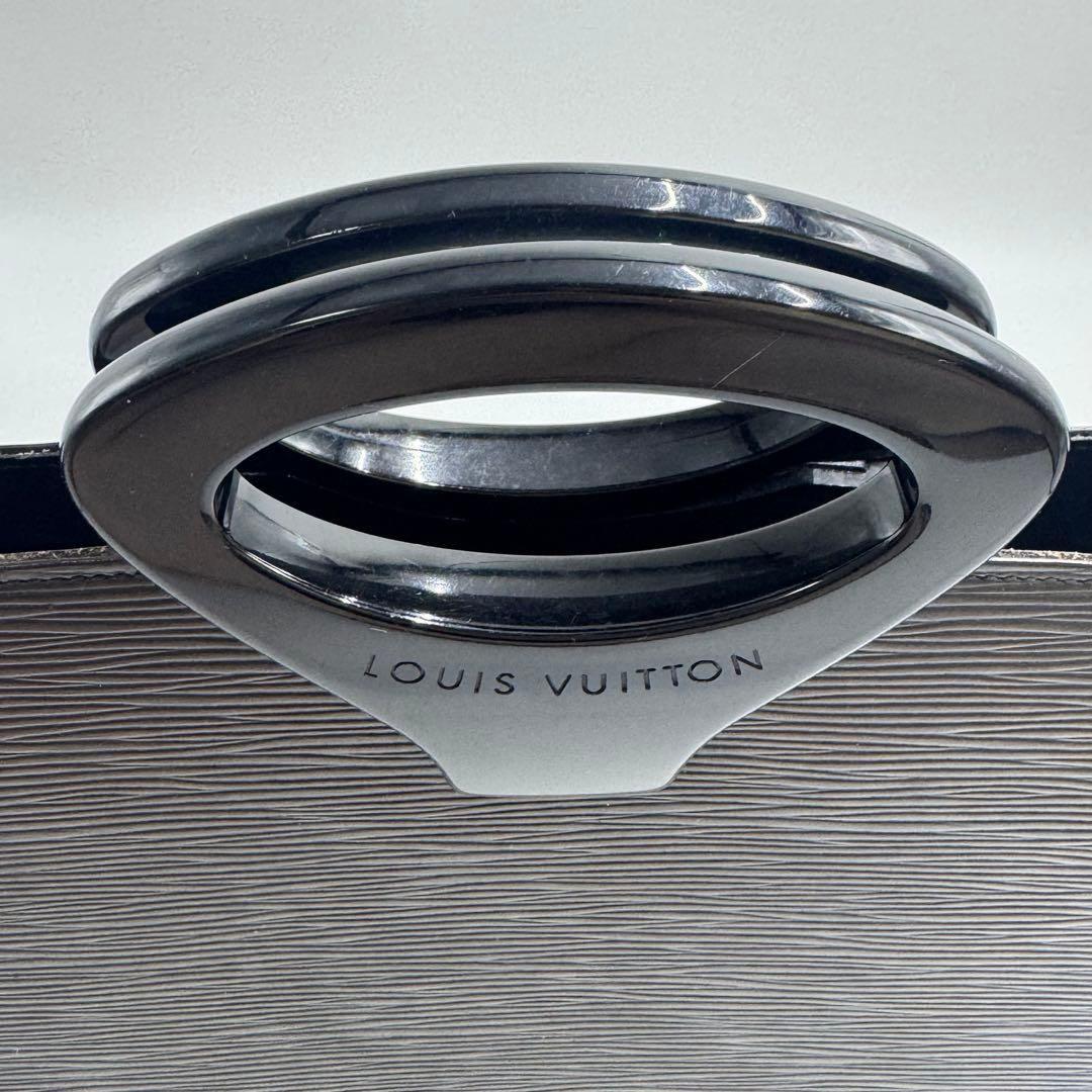 【極美品】　ルイヴィトン　エピ　オンブル　ハンドバッグ　ノワール　M52102