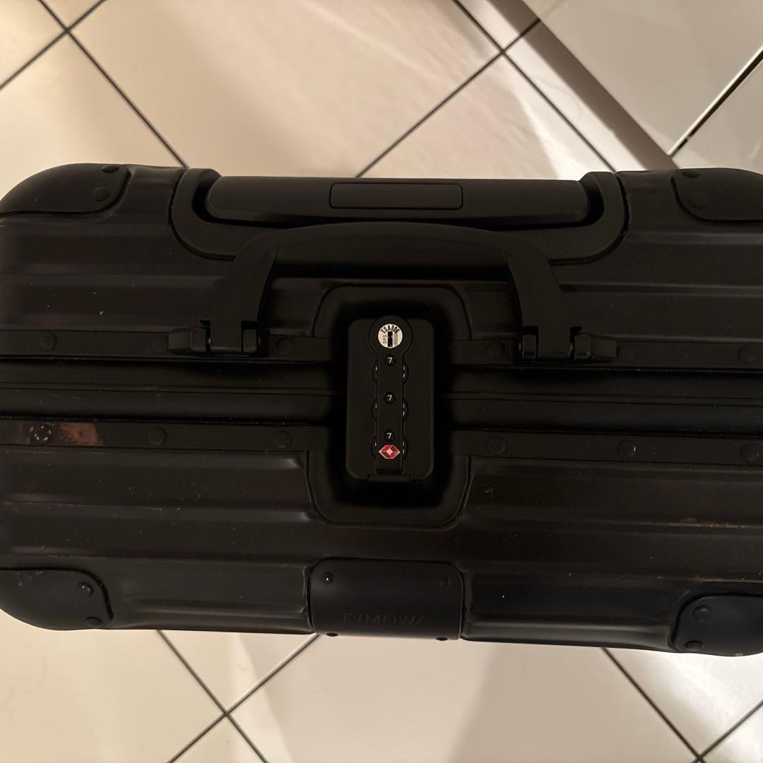 RIMOWA ORIGINAL コンパクト　ブラック キャリーケース　リモワ